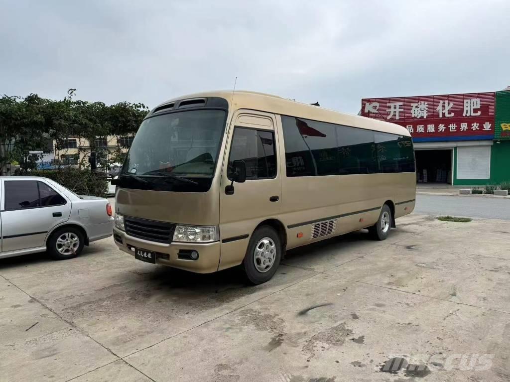 Toyota Coaster Bus Мини бусове