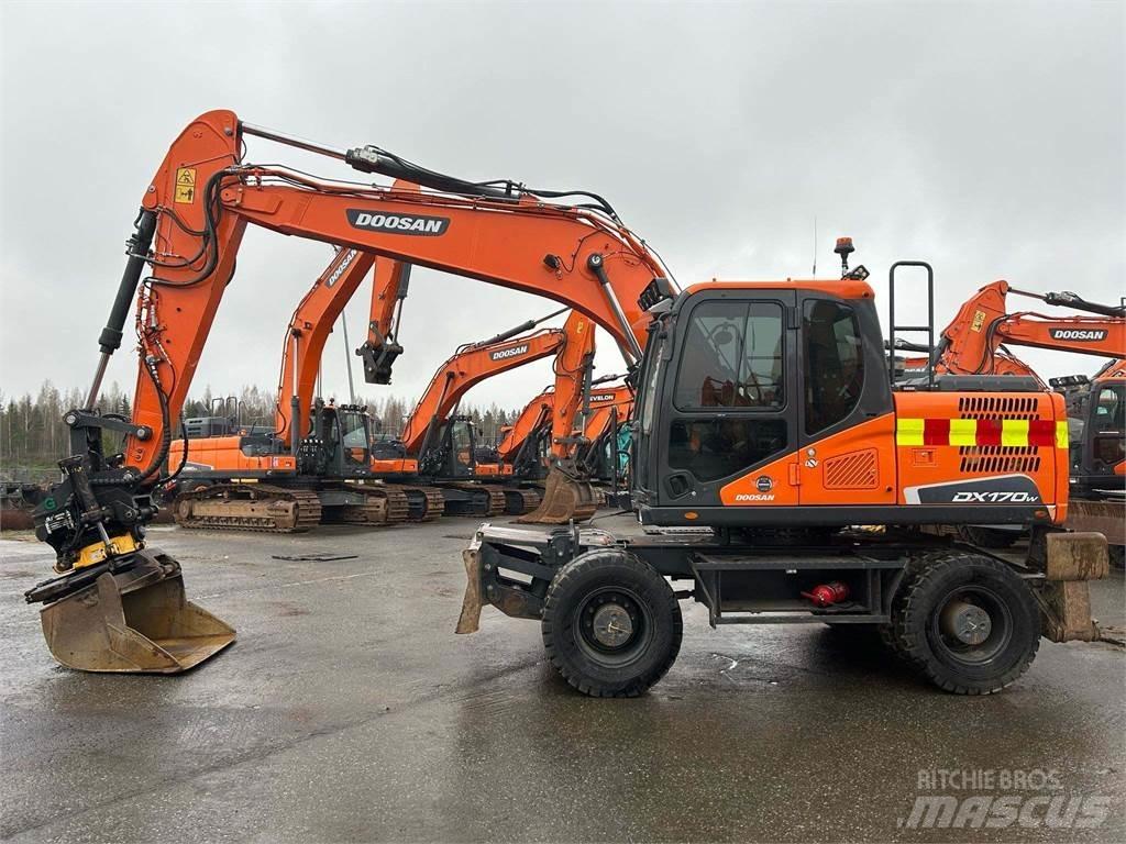 Doosan DX170W-5 Верижен екскаватор