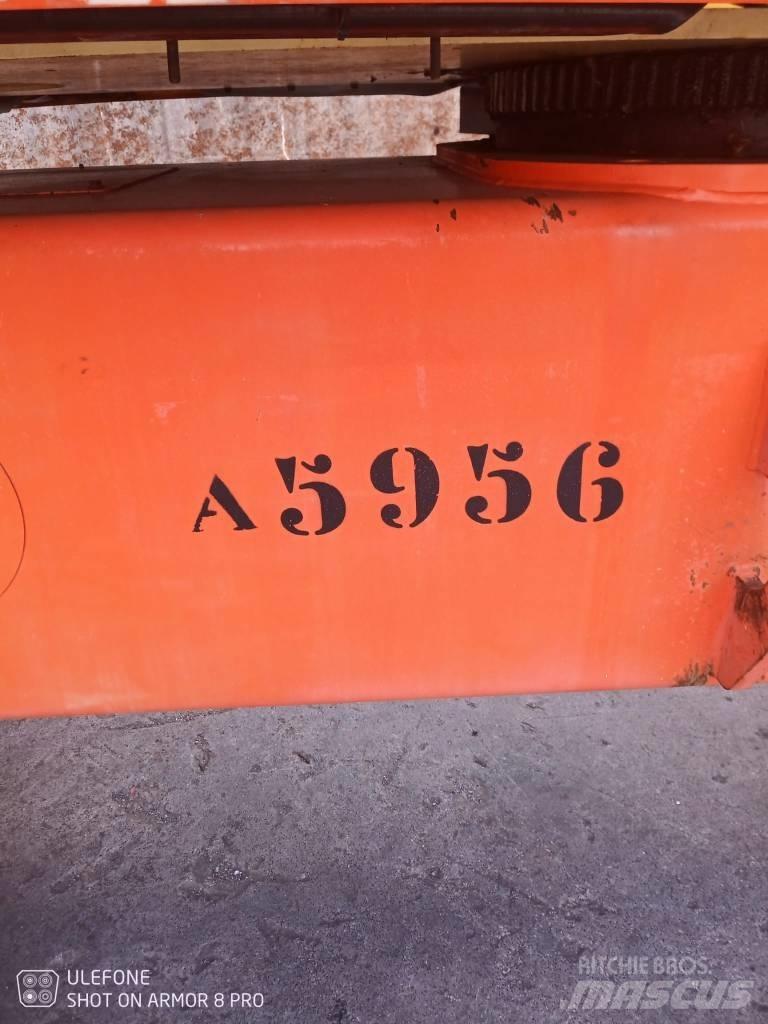 JLG 1350 SJP Телескопични повдигачи
