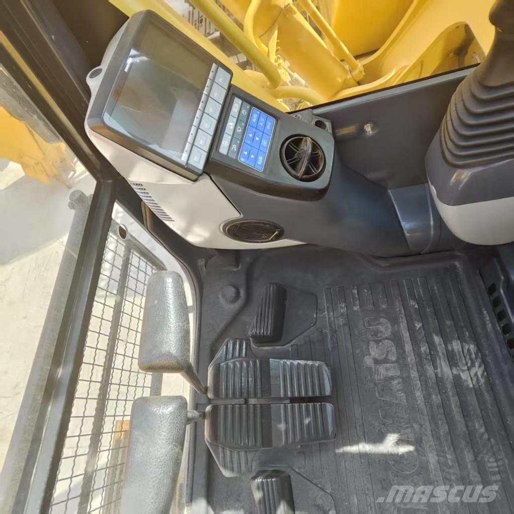 Komatsu PC 220-8 Верижен екскаватор