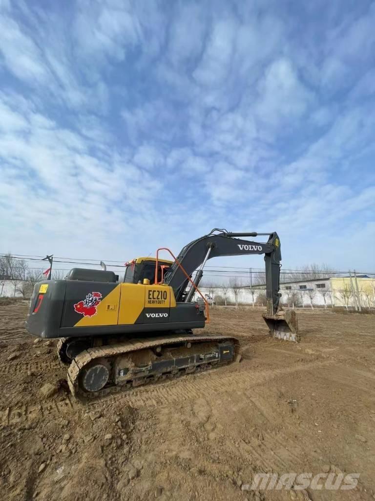 Volvo EC210D Верижен екскаватор