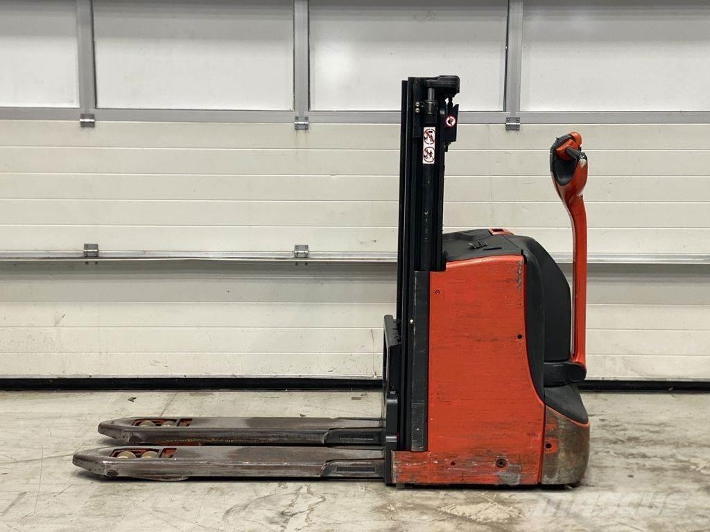 Linde D08 Колички високоповдигачи с теглич