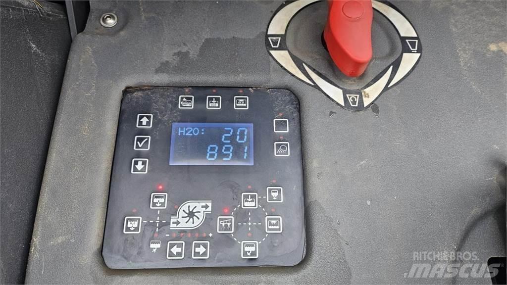 Fendt Rogator 355 Прикачни пръскачки
