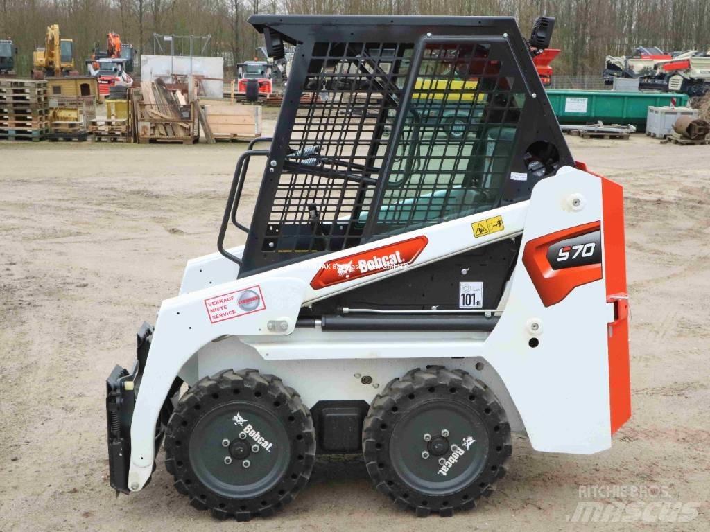 Bobcat S 70 Мини товарачи
