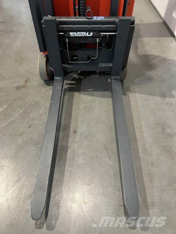 Linde E10 Колички високоповдигачи с теглич