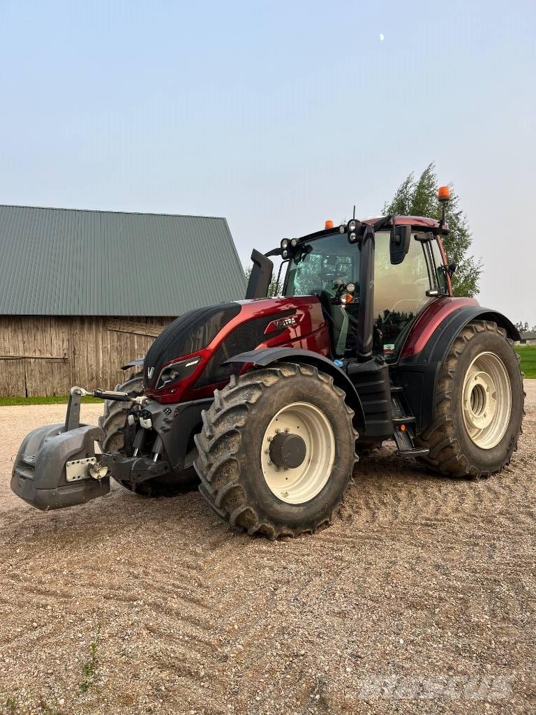 Valtra T 254 V Трактори