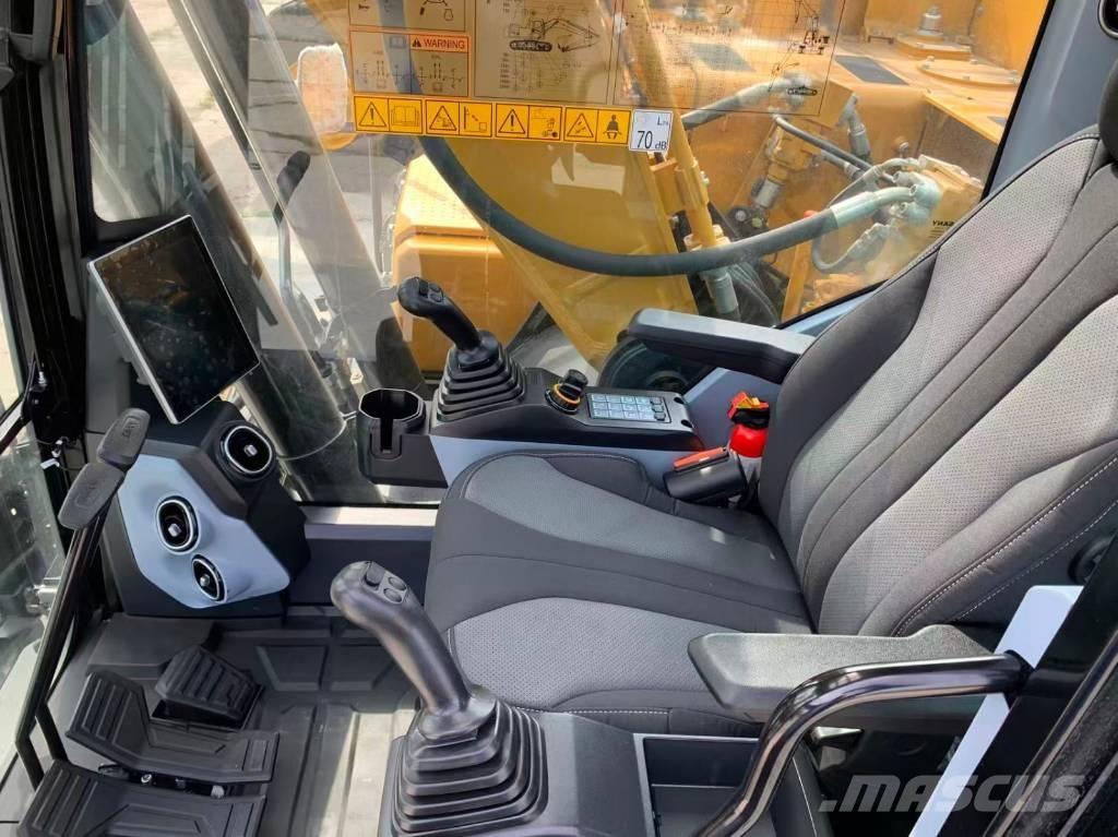 Sany SY 215 C LC Верижен екскаватор