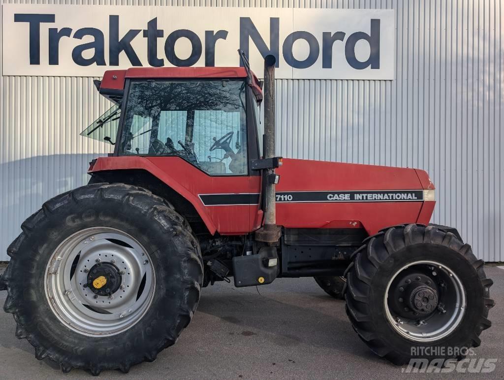 Case IH Magnum 7110 Трактори