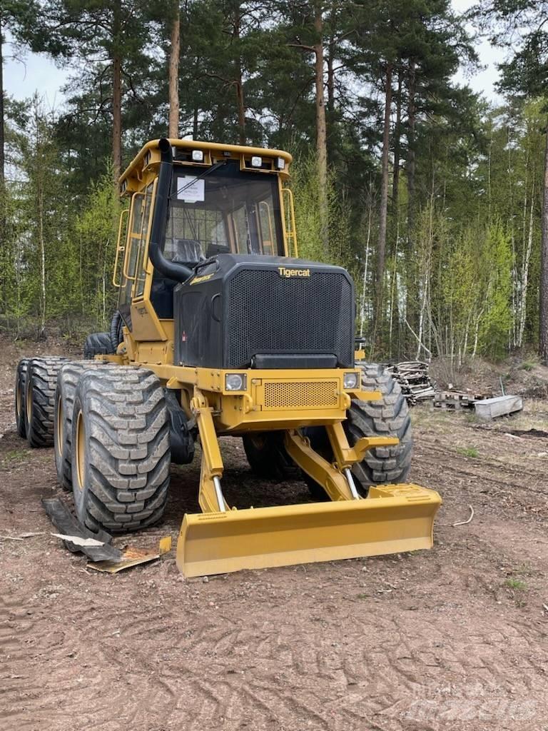 Tigercat 1075C Форуардери
