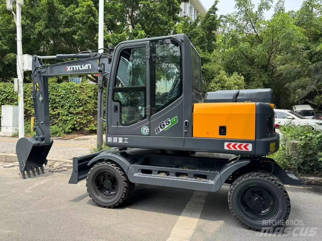 Xinyuan Xinyuan B65 Колесни екскаватори