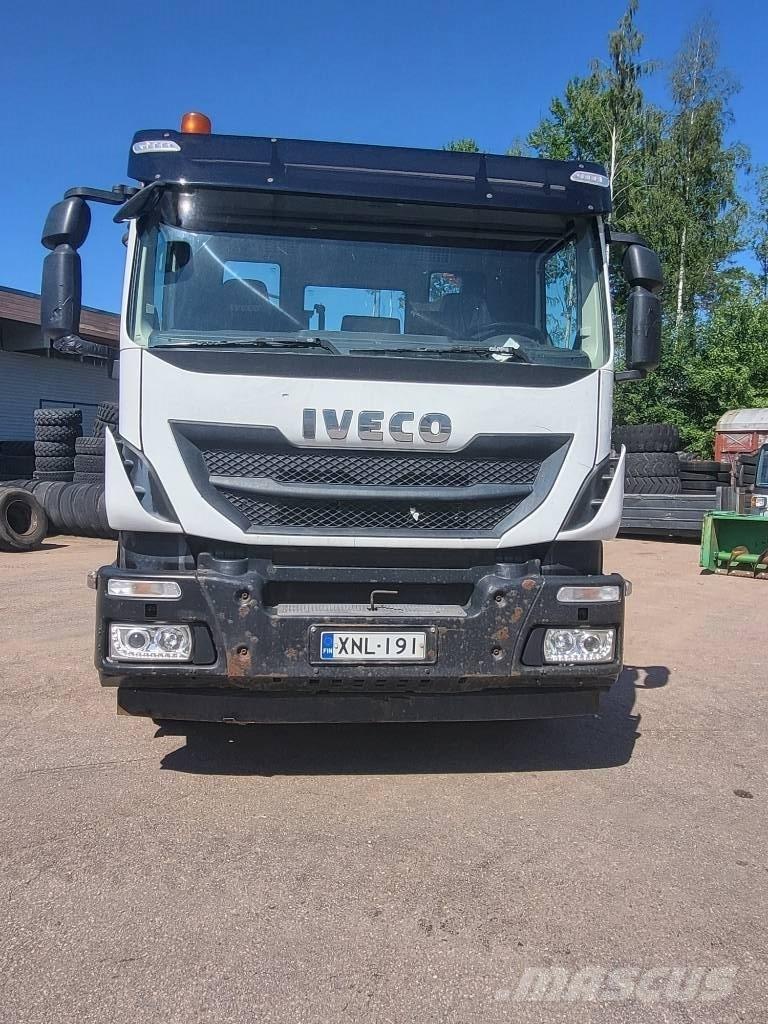 Iveco Stralis-360 Бордови камион / автолебедка