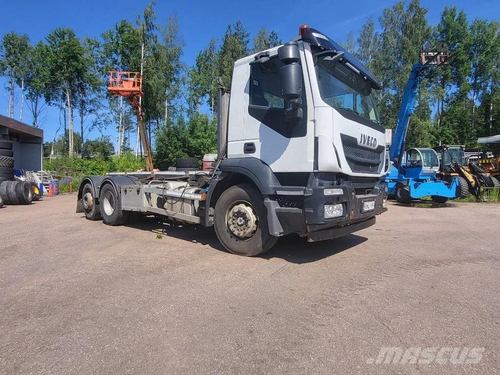 Iveco Stralis-360 Бордови камион / автолебедка