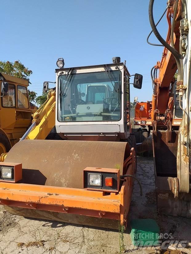 Hamm 2315 SD Еднобарабанни ролки
