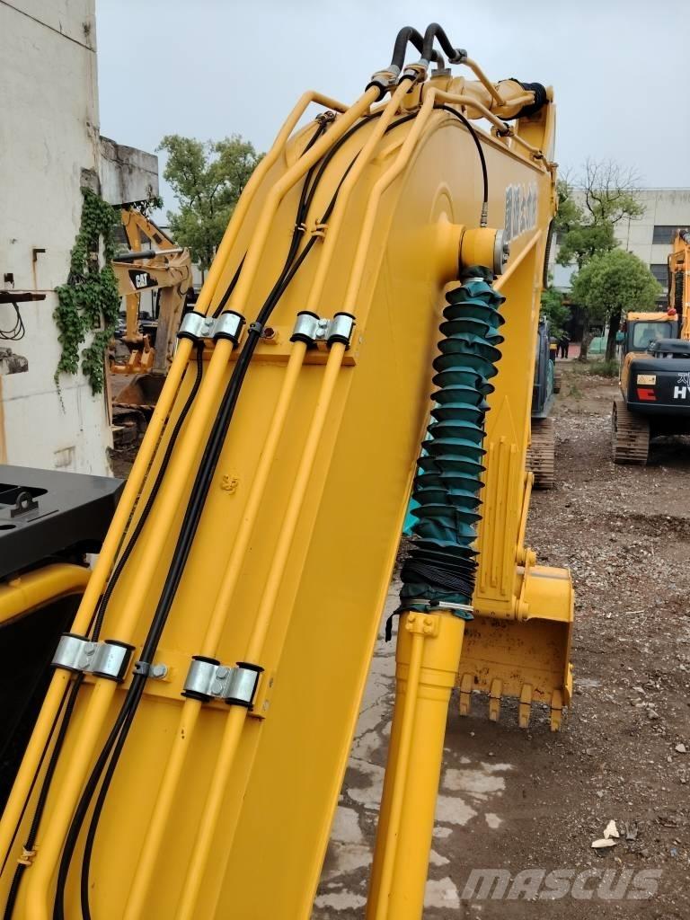 Komatsu PC 200-8 Верижен екскаватор