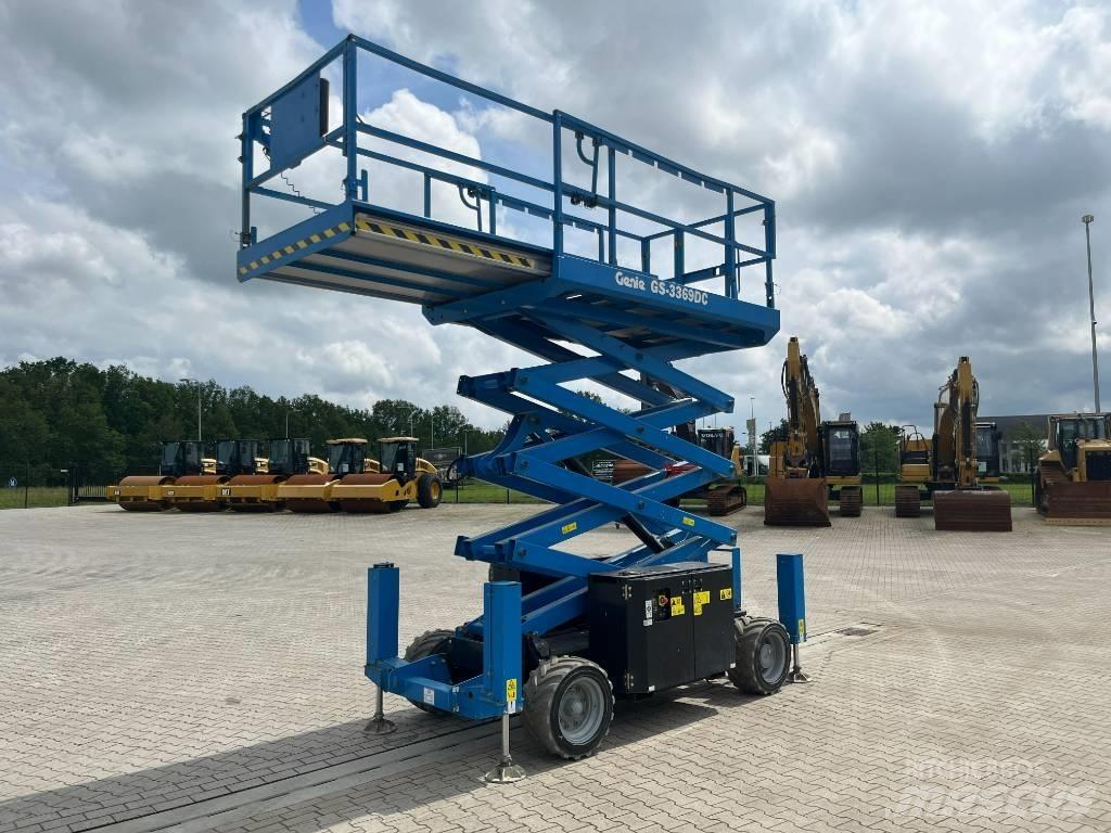 Genie GS 3369 DC Ножични работни платформи