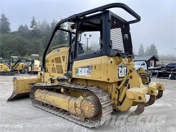 CAT D3K2 XL Верижни булдозери
