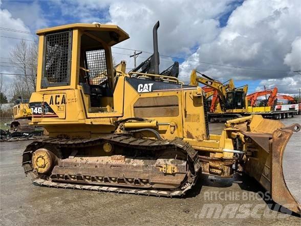 CAT D4G Верижни булдозери

