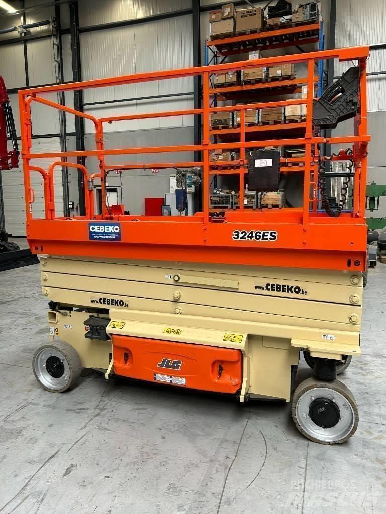 JLG 3246ES Ножични работни платформи