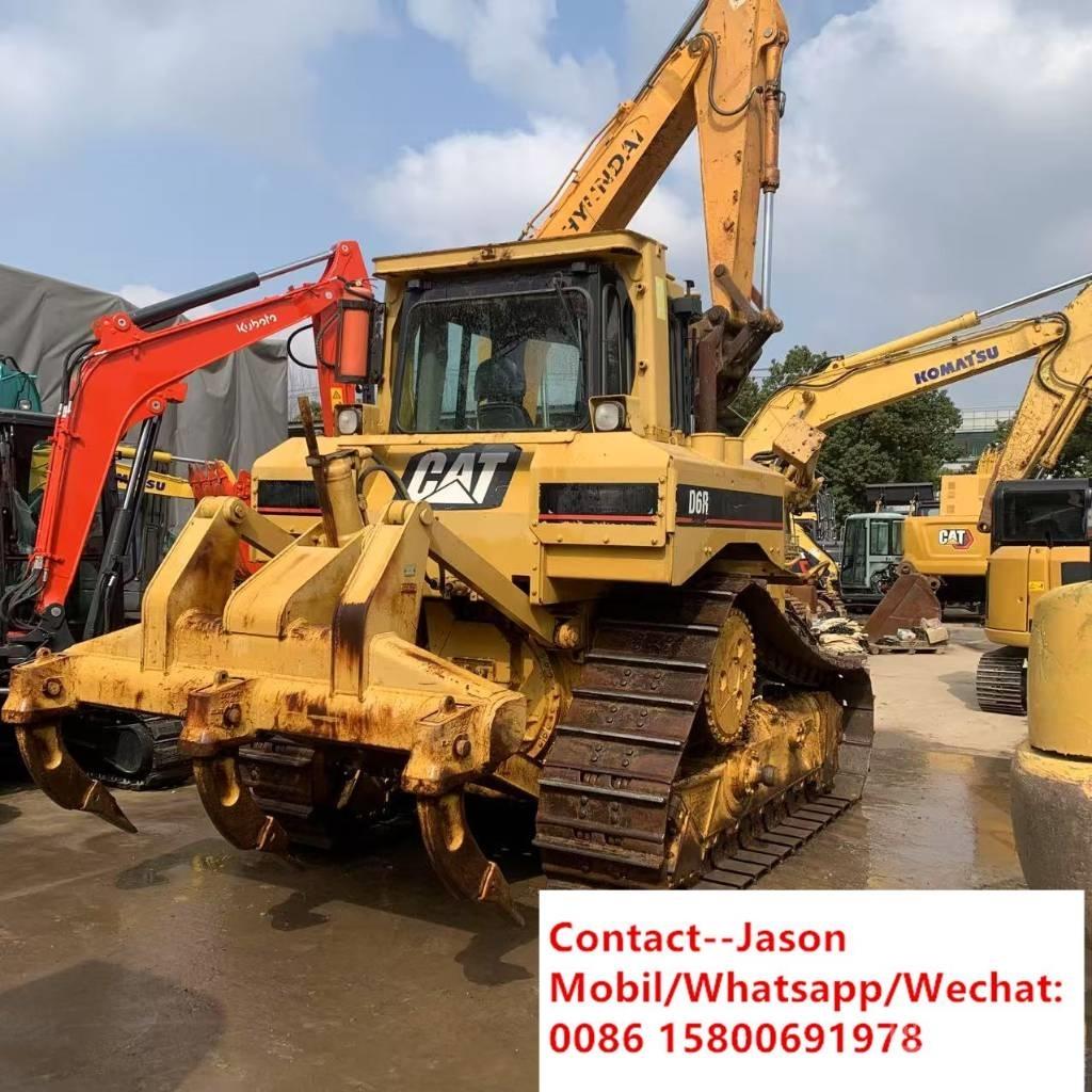 CAT D 6 R III Верижни булдозери
