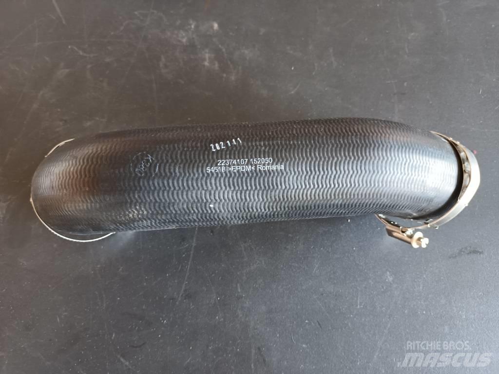 Volvo HOSE 22374107 Транспорт - Други
