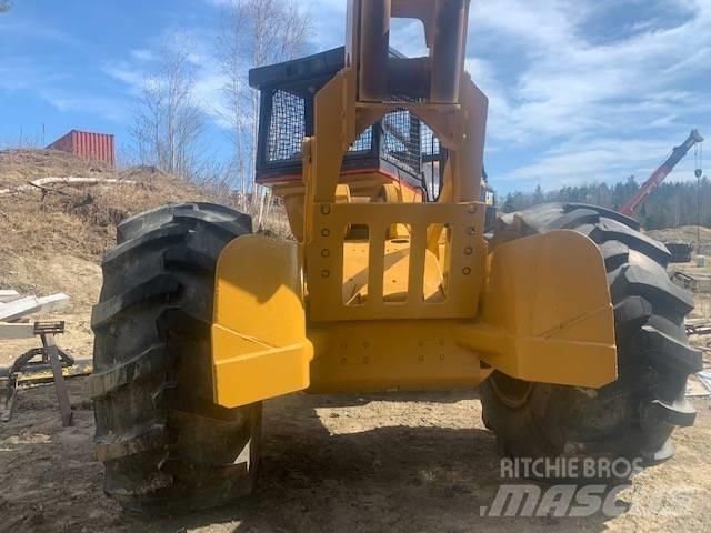 CAT 525B Скидери
