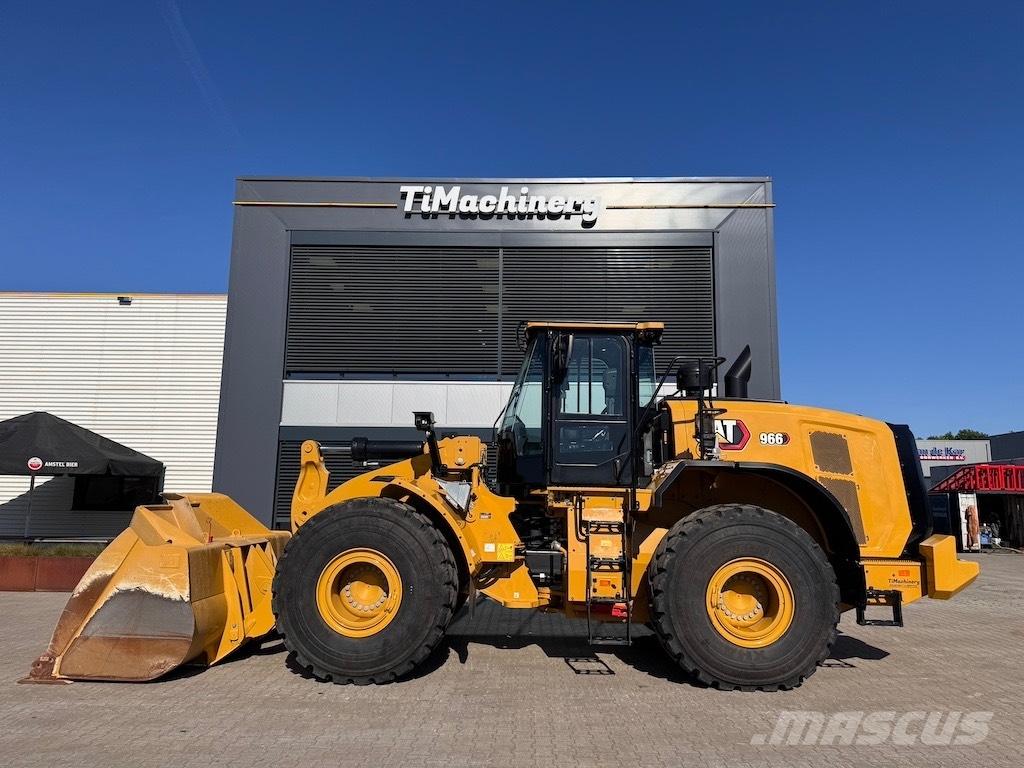 CAT 966 Колесни товарачи