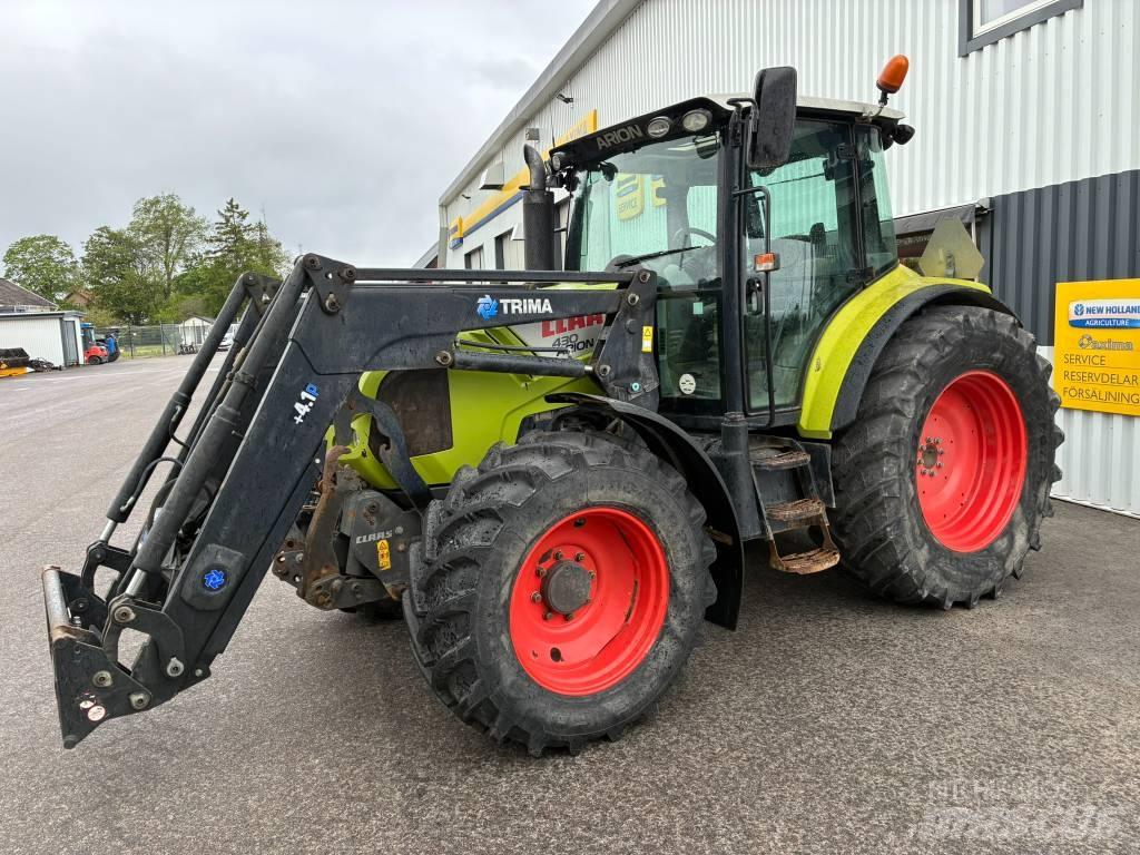 CLAAS 430 Трактори