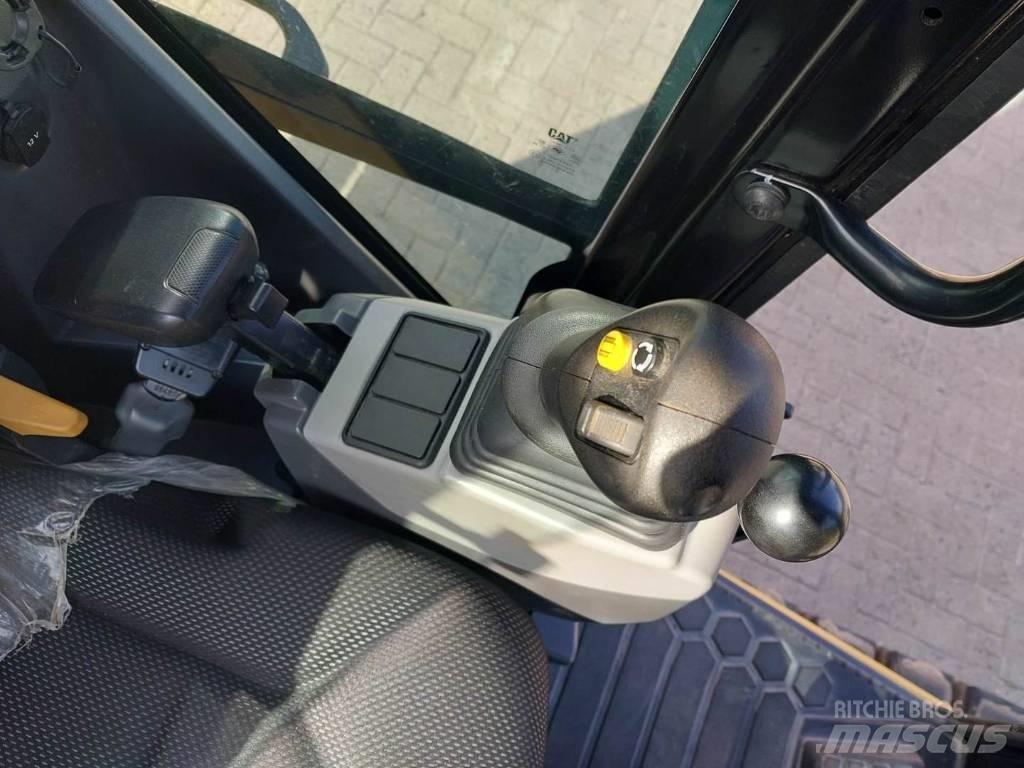 CAT 308-07CR Средни екскаватори 7т - 12т