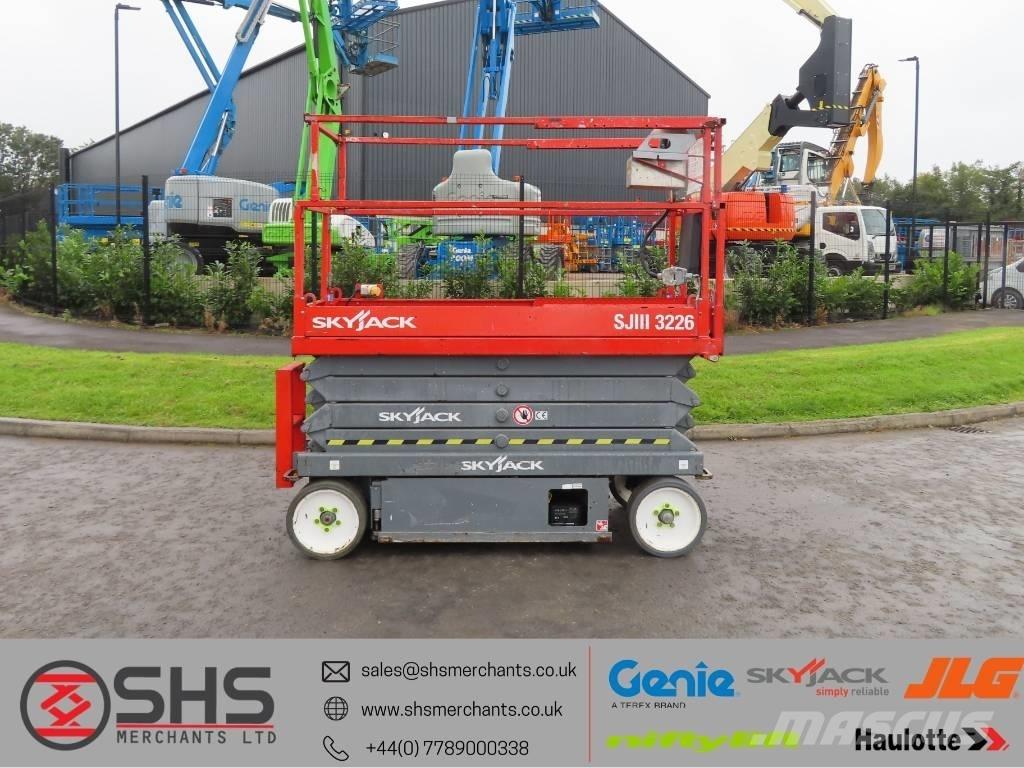 SkyJack SJ III 3226 Ножични работни платформи