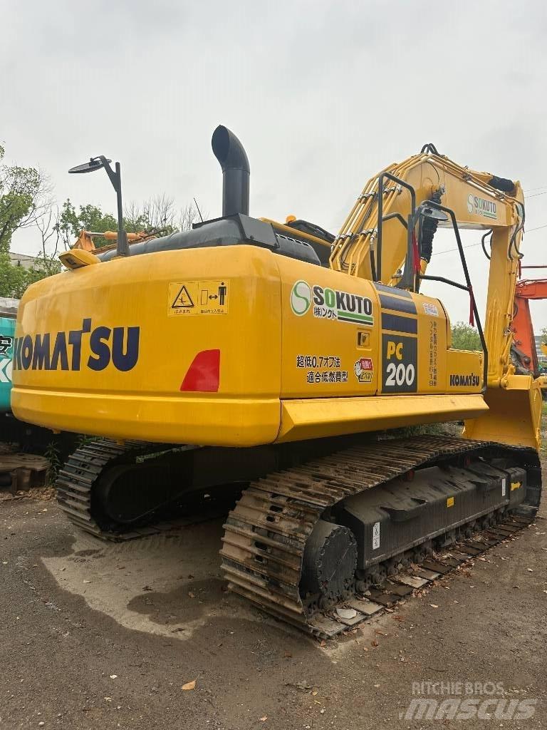Komatsu PC 200-8 Верижен екскаватор