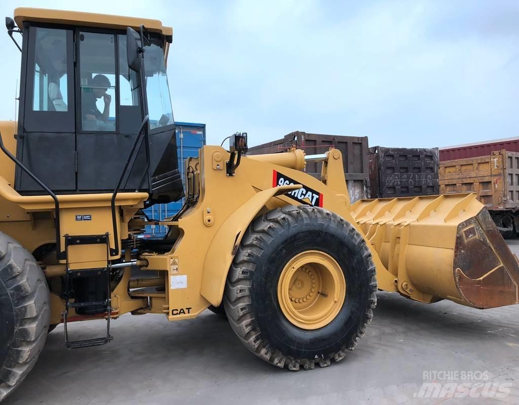 CAT 966H Колесни товарачи