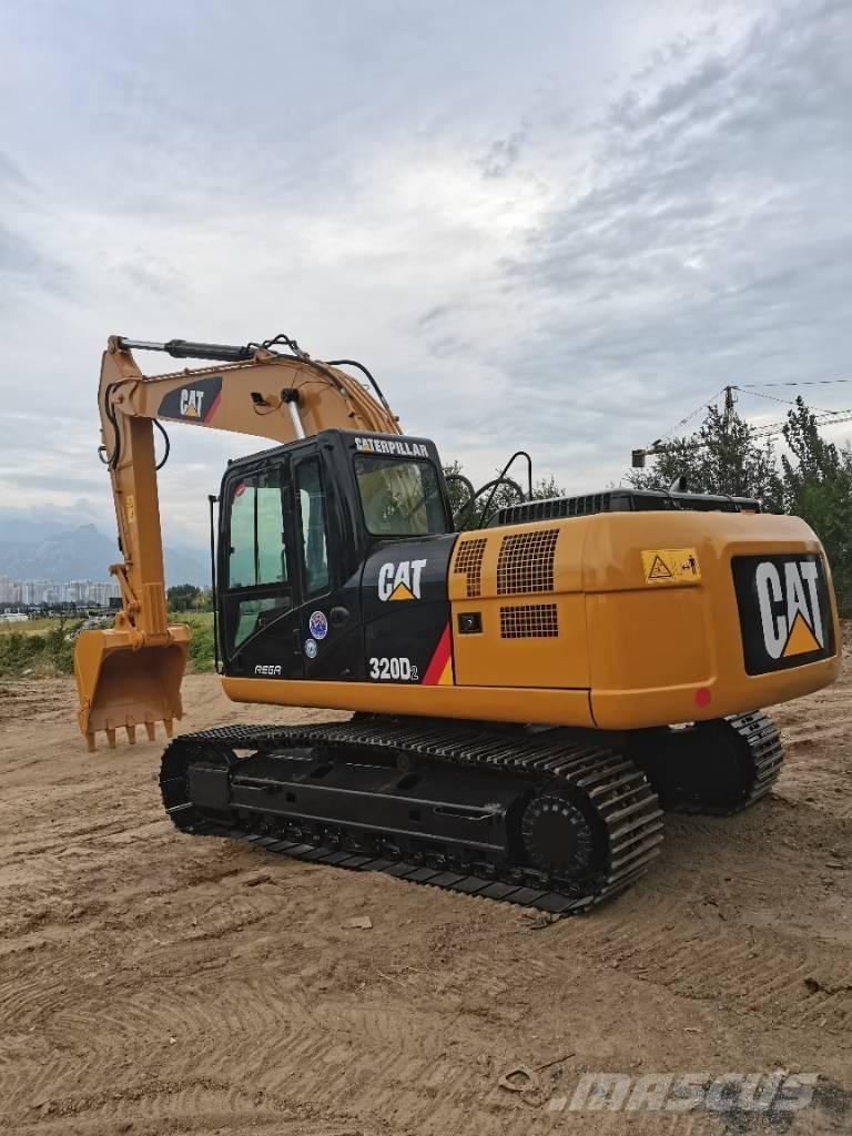 CAT 320 D Верижен екскаватор