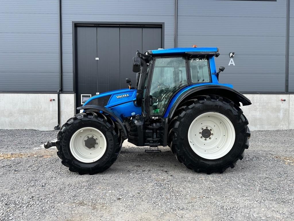 Valtra N 123 Трактори