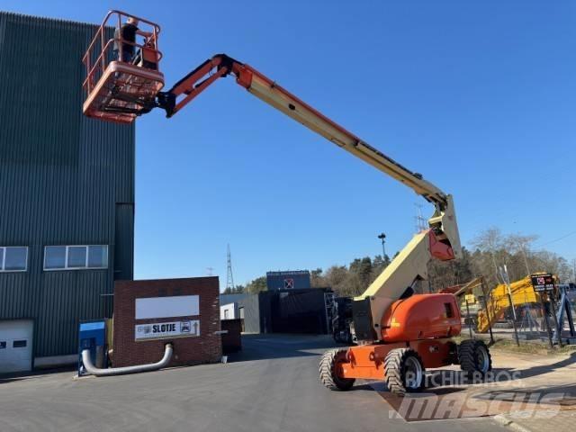 JLG 800 AJ Съчленени стрелови подемници
