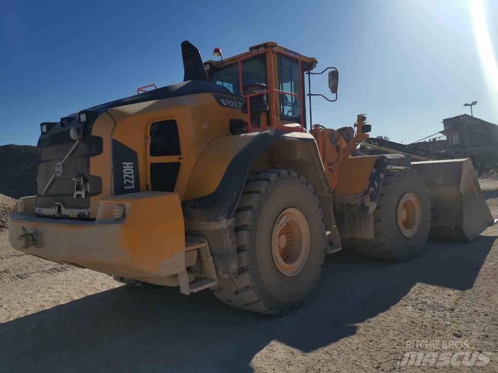 Volvo L220H, UTHYRES Колесни товарачи