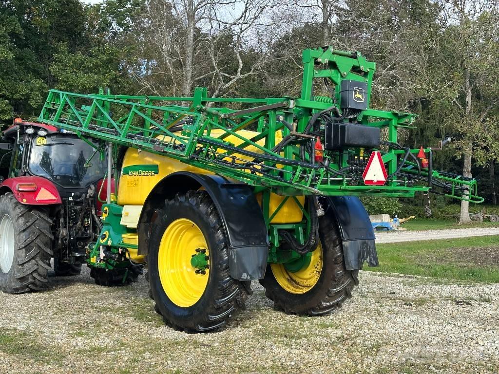 John Deere 740 Прикачни пръскачки
