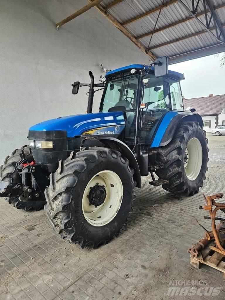 New Holland TM 140 Трактори