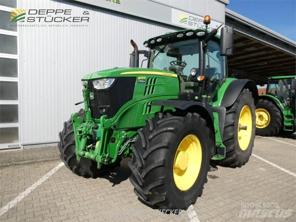 John Deere 6215R Трактори