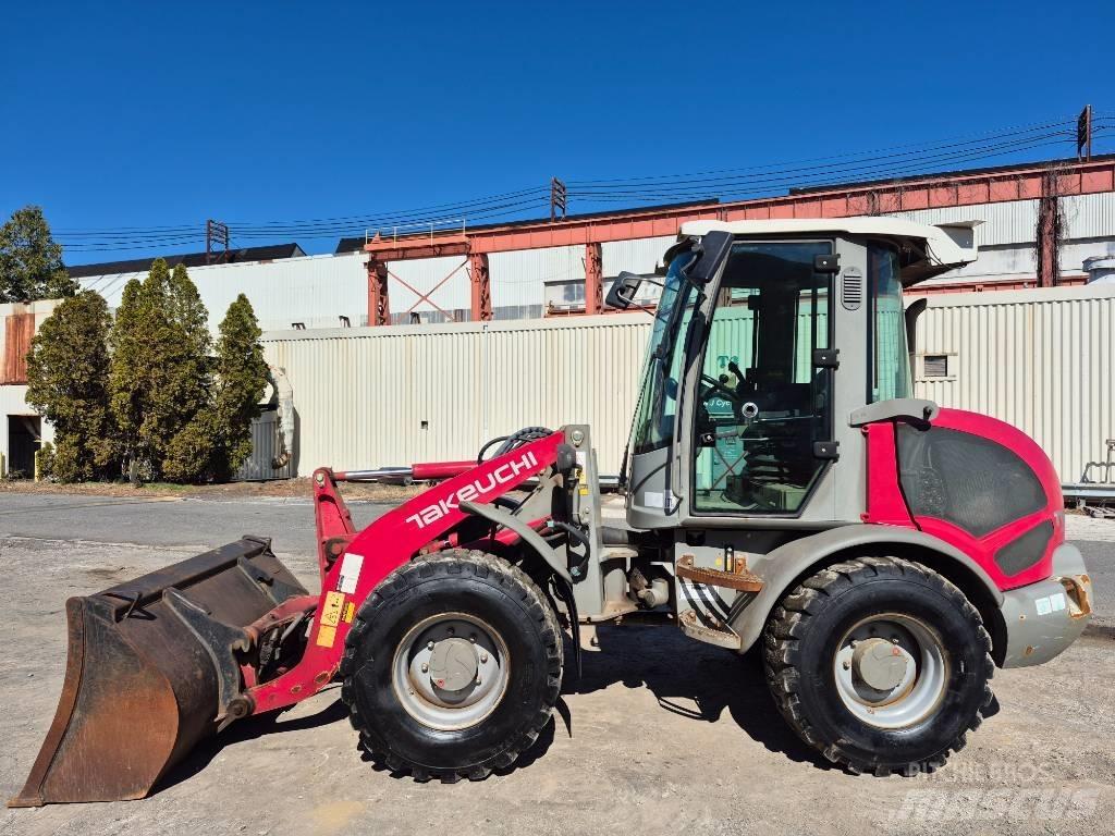 Takeuchi TW 65 Колесни товарачи