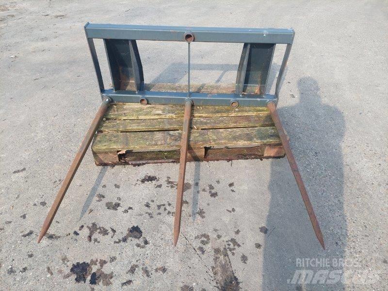 Quicke balenprikker Аксесоари за челни товарачи