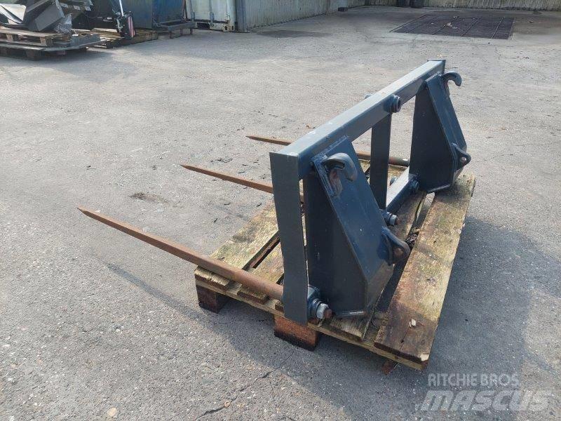 Quicke balenprikker Аксесоари за челни товарачи