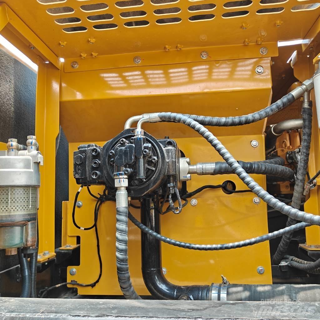 Sany 265C Верижен екскаватор