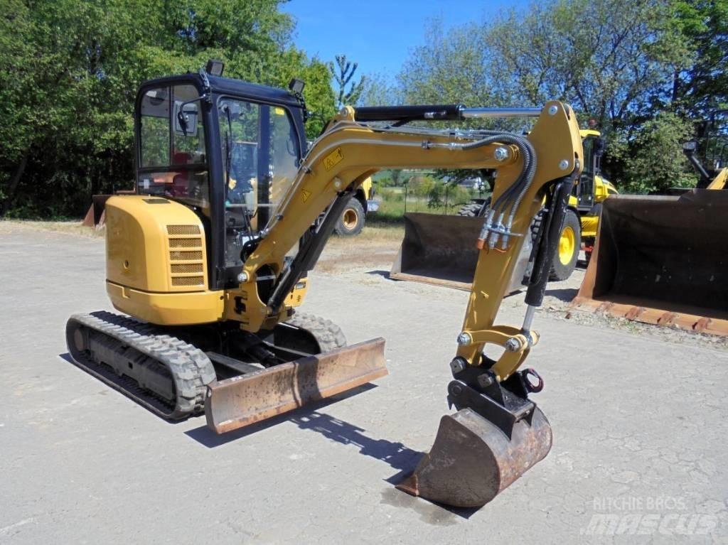 CAT 302.7 D CR Мини екскаватори < 7 т