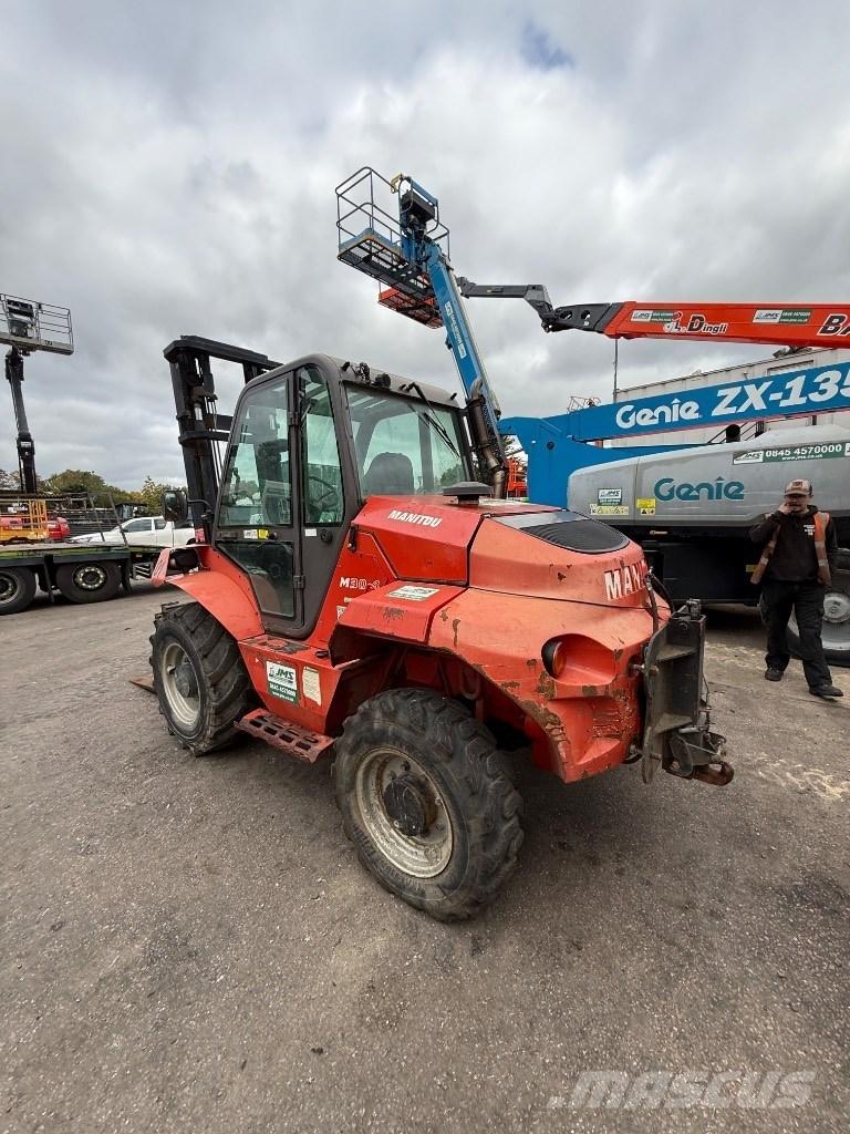 Manitou M30-4 ST3B Телескопични товарачи