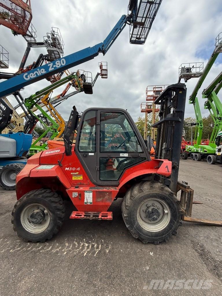 Manitou M30-4 ST3B Телескопични товарачи