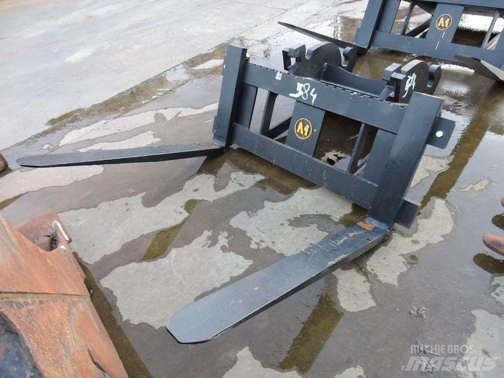  Palletvorken CW40 Всъдеходни кранове