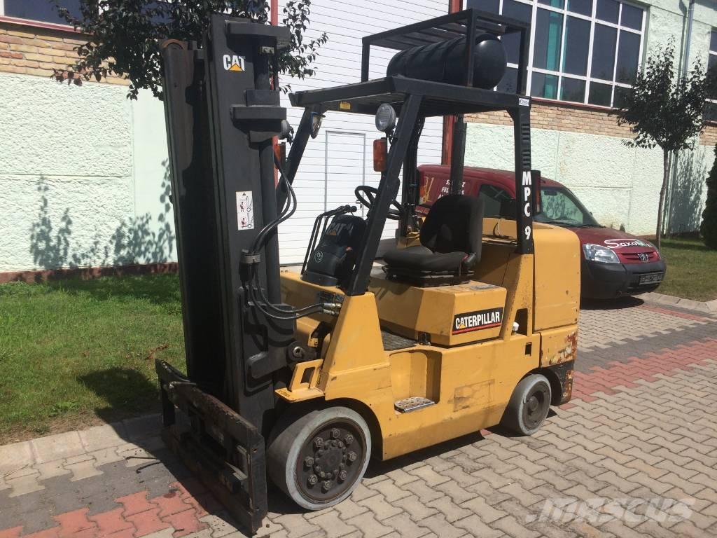 CAT GC45K V-2834 Камиони с АГУ