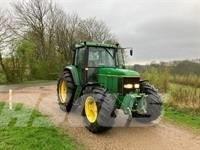 John Deere 6800 Трактори