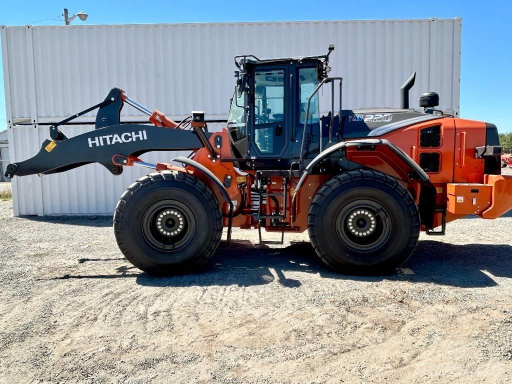 Hitachi ZW220-7 Колесни товарачи