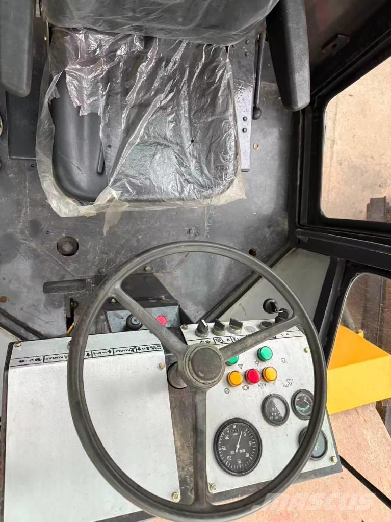 Dynapac CA 30 D Еднобарабанни ролки
